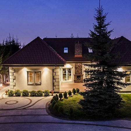 Villa Hof Luboń 외부 사진